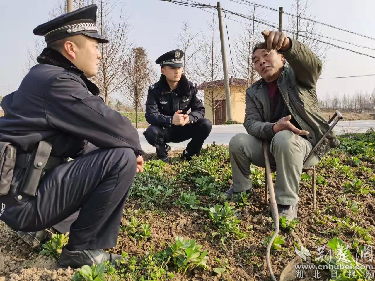 深入了解轄區(qū)治安狀況，查找風(fēng)險(xiǎn)隱患，排查化解矛盾糾紛.jpg.jpg